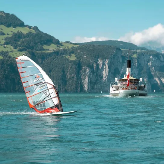 Bild aus dem Beitrag «Auf dem Wasser»