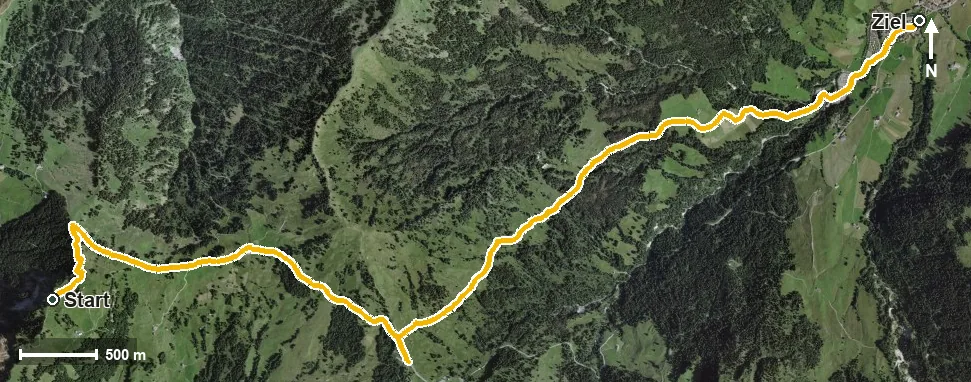 Luftbild WanderWunder Schwyz: durch die Moorwälder der Ibergeregg