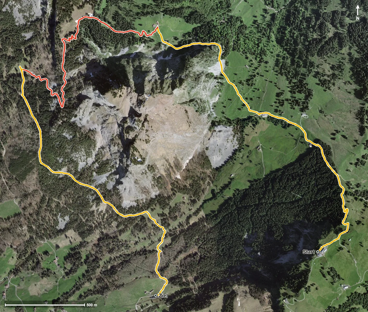 Luftbild WanderWunder Schwyz: Rundwanderung um den grossen Mythen